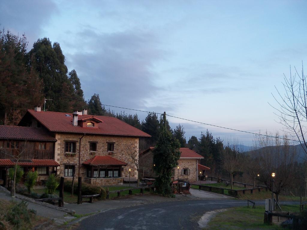 Agroturismo Iturbe Axpe de Busturia Eksteriør billede